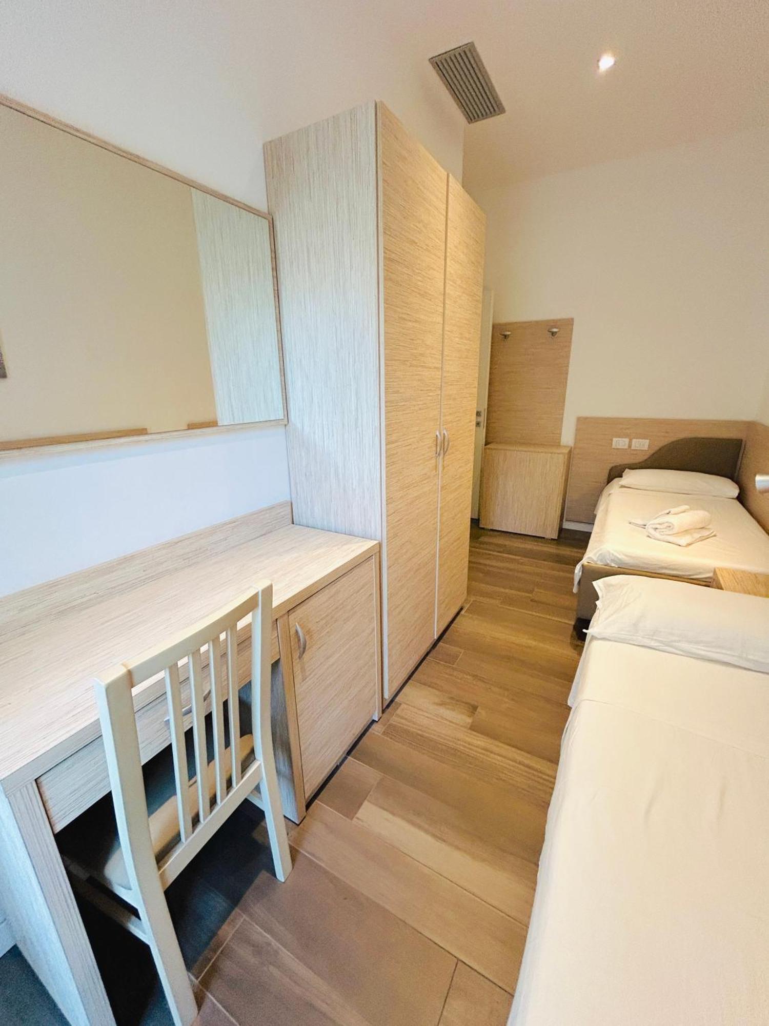 Appartement Menotti 3A-Flexrent Abissinia à Riccione Extérieur photo